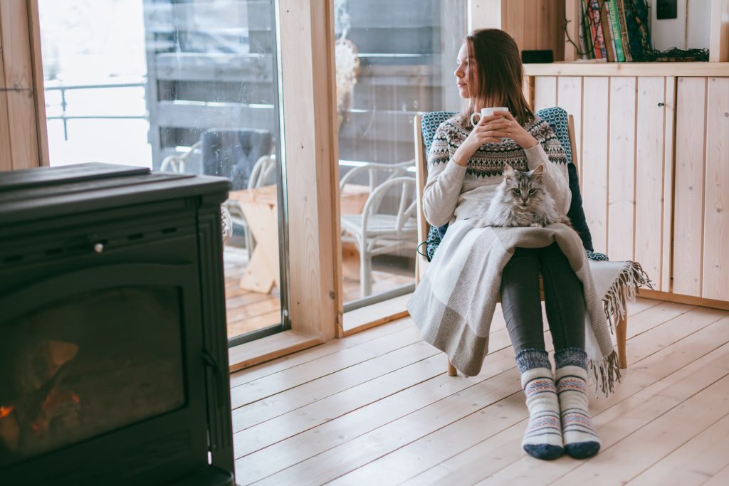 11 smart ways to save energy at home this winter