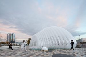 Large play bubble in Glasgow