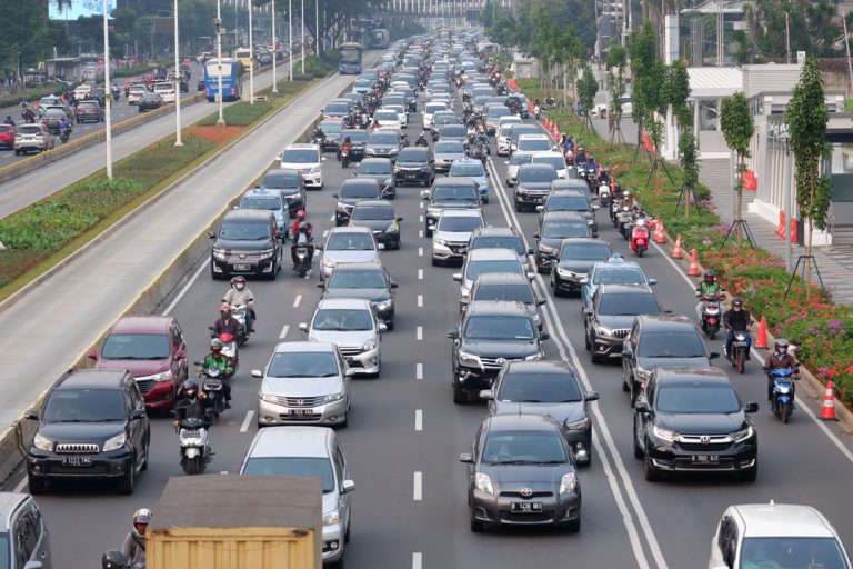 Jakarta,,Indonesia,-,July,29,,2020:,Traffic,Jam,In,The | The Optimist ...