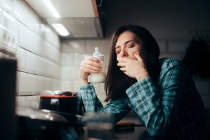 tired overwhelmed mother experiencing parental burnout