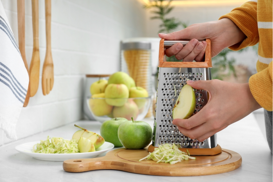 Cheese Grater Stainless Steel Kitchen 4-Sided Box Type Vegetable Slicer  Shredder